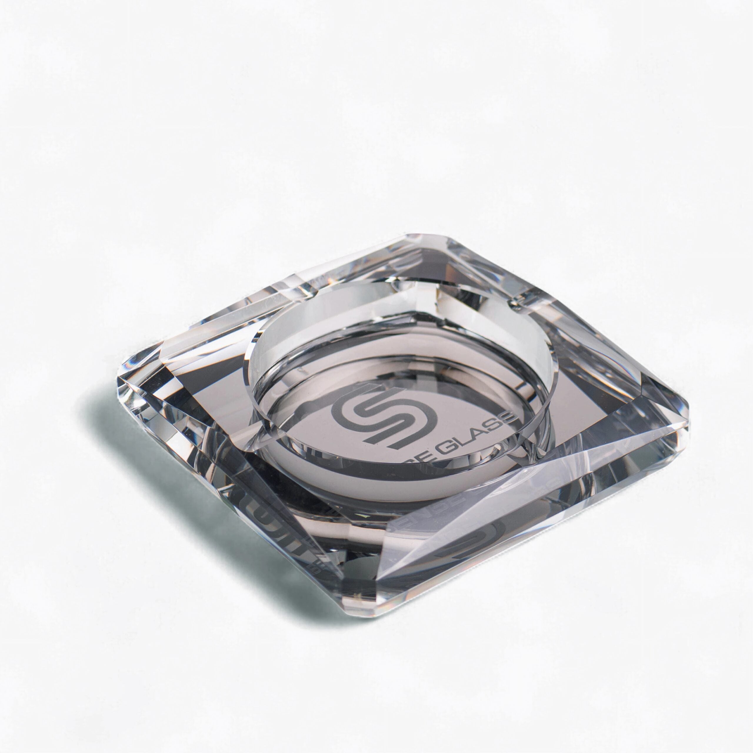 SENSE GLASS Crystal Square Glass Ashtray - detail beveled edge